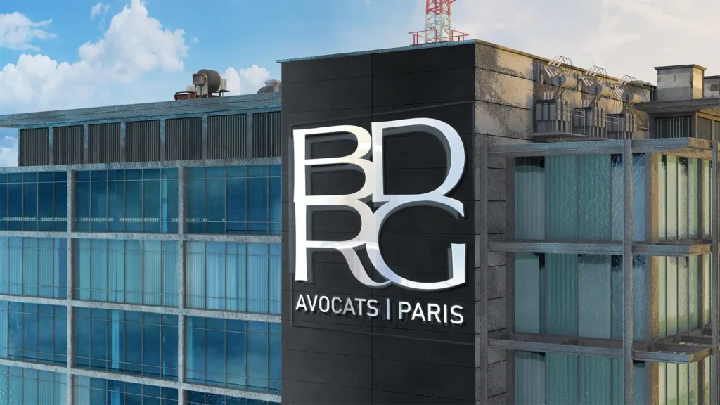 Signalétique BDRG sur façade d'immeuble, design de marque par Ambre